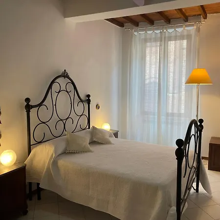 Apartment Pantaneto 56 *